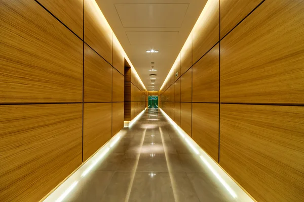 Modern binanın koridoruna — Stok fotoğraf