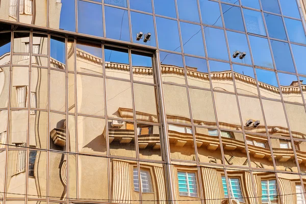 Szklana fasada — Zdjęcie stockowe