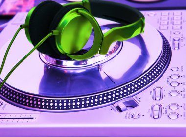 profesyonel dj vinil oyuncu