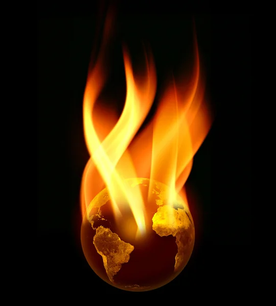 在火焰中燃烧地球 — 图库照片