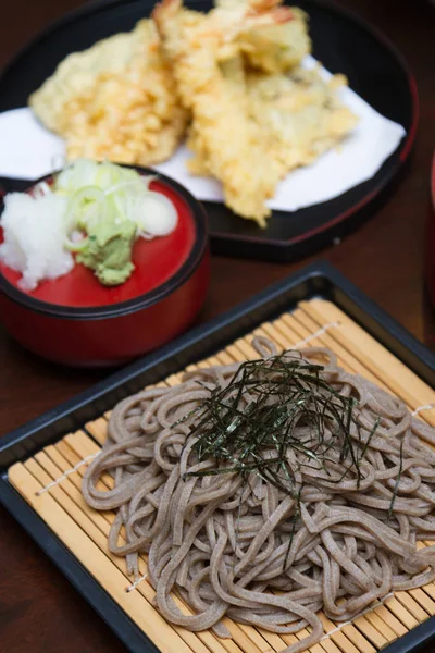 Лапша Креветки Соба Лапшой Темпура Японская Кухня — стоковое фото