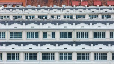 Yinelenen windows, çizgiler, perspektif