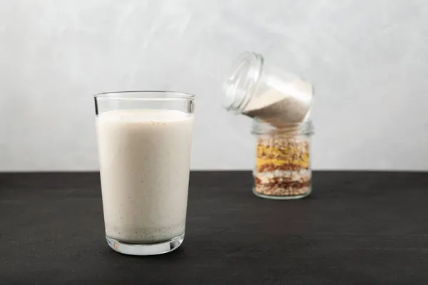 Misutgaru Misugaru Latte Tavola Portata Legno Frullato Proteico Coreano Con — Foto Stock