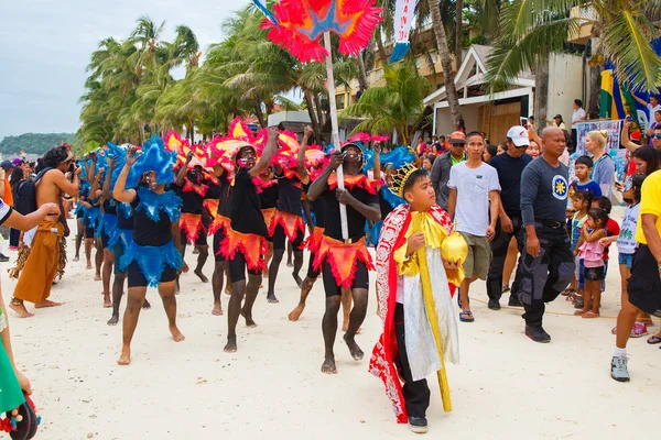 Fesztivál ati-atihan boracay, Fülöp-szigetek. ünneplik minden — Stock Fotó