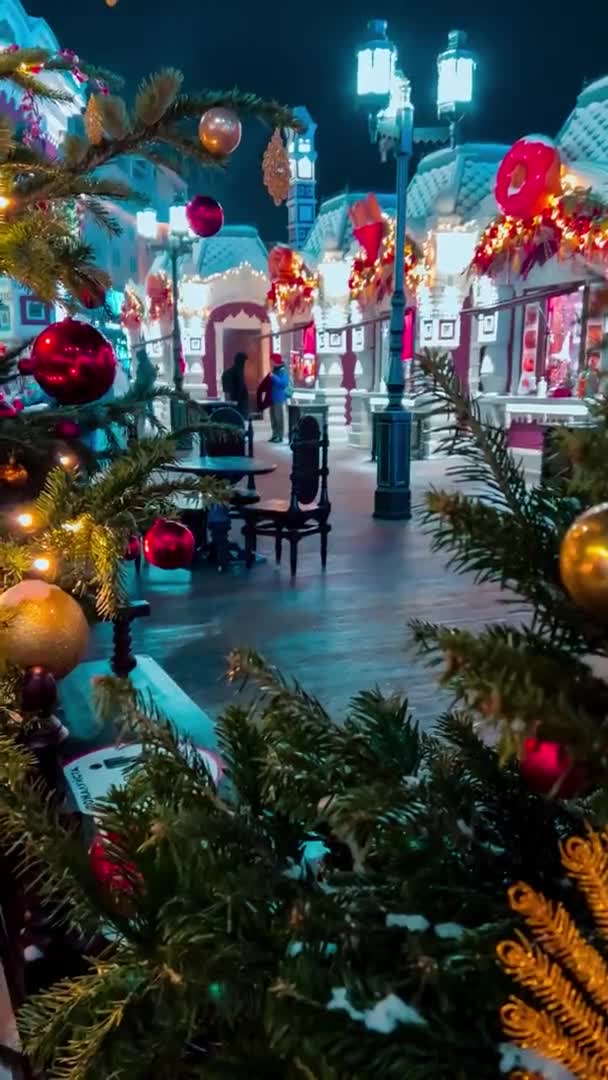 Вулиця Прикрашена Новим Роком Різдвом Нічний Зимовий Сніг Москва Росія — стокове відео
