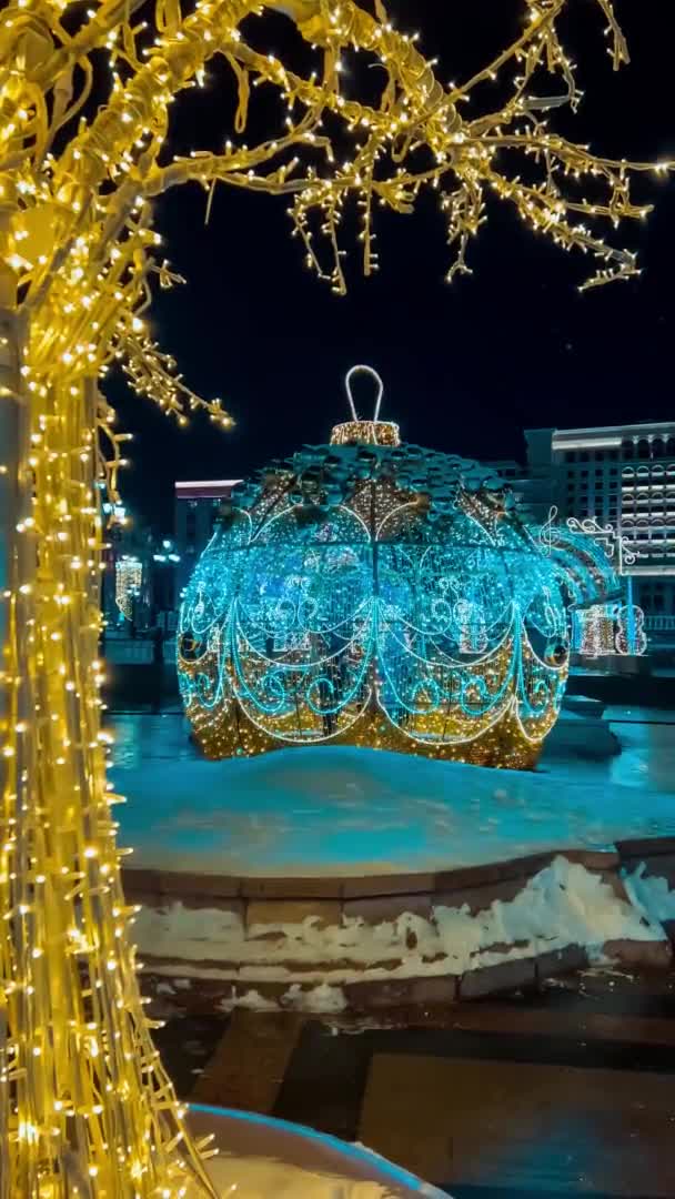 Rua Decorada Para Ano Novo Natal Neve Noturna Inverno Moscou — Vídeo de Stock