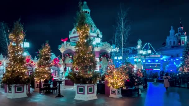 Rue Décorée Pour Nouvel Noël Neige Hivernale Nuit Moscou Russie — Video