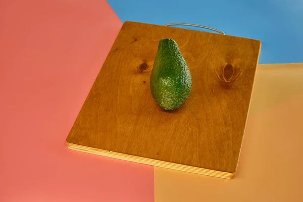 Groene Avocado Het Keukenbord — Stockfoto