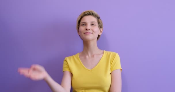 Tired stressed young caucasian woman sighing by misunderstanding, thinking — Stock Video