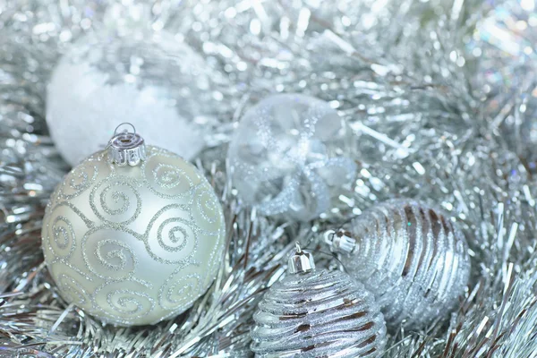 Juldekorationer. nya året bollen i glitter och glitter. — Stockfoto