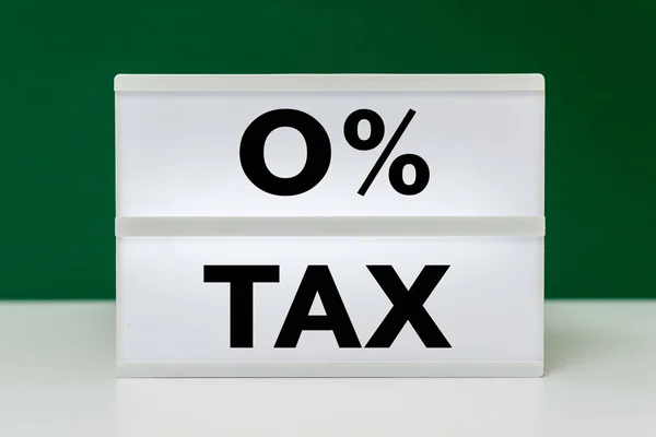 Yeşil Arka Planda Yüzde Sıfır Vergi — Stok fotoğraf