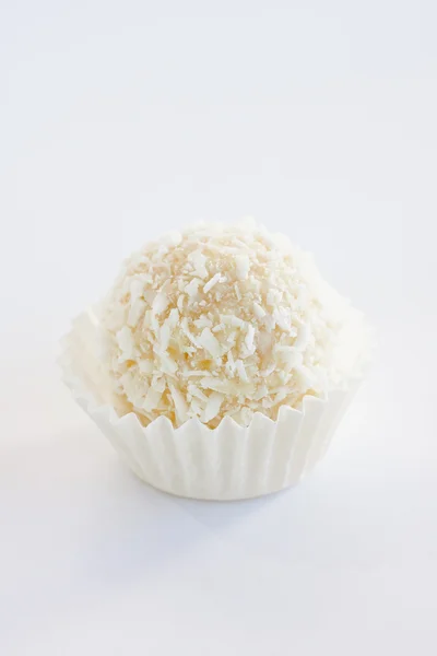 Белые кокосовые трюфели — стоковое фото