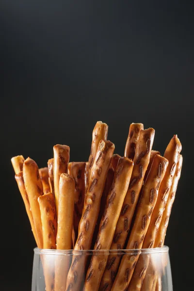 Pretzels salgados em um copo — Fotografia de Stock