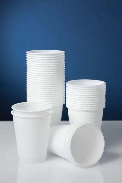 Wegwerp cups — Stockfoto