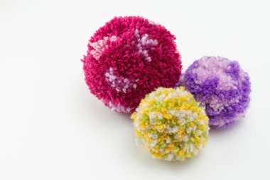 yün pom poms