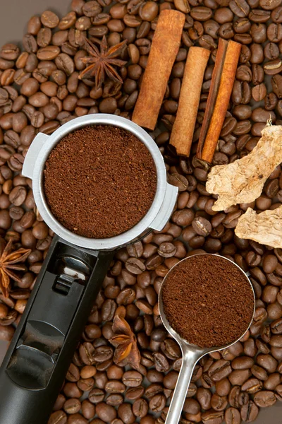 格里斯特咖啡粒与调味品 — 图库照片