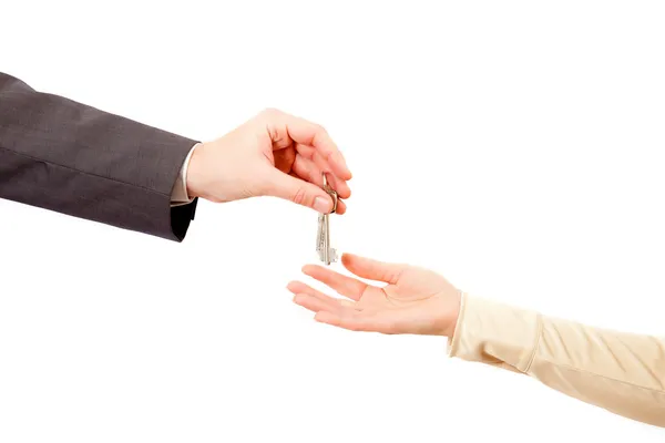 Mani con le chiavi dell'appartamento — Foto Stock