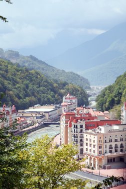 Kafkasya dağlarında başvurmak