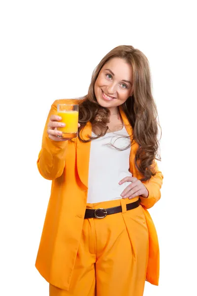 Ragazza con un bicchiere di succo d'arancia — Foto Stock