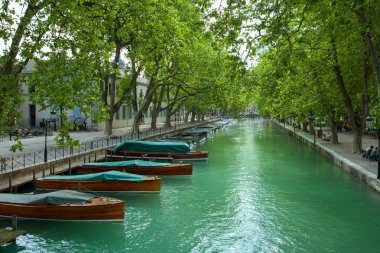 tekne ile kanal