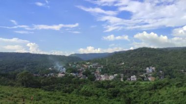 Khasi Hills, Hindistan 'ın Meghalaya eyaletinde Shillong Platosu' nda yer alan bir dağdır..