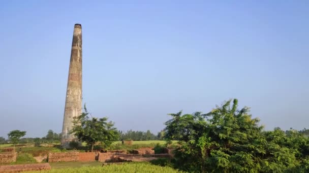 Старая Кирпичная Печь Голубым Небом Бангладеш — стоковое видео