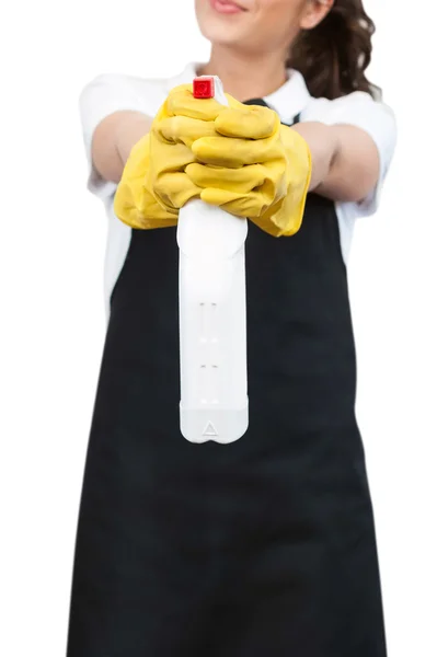 Kvinna med en rengöring sprayflaska — Stockfoto