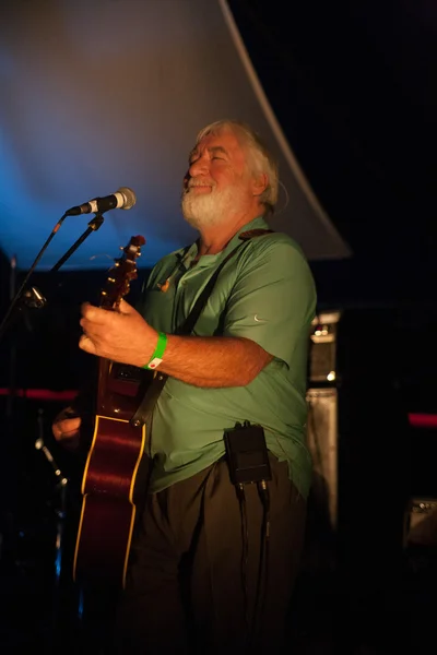 Louth,Ireland,May 4th 2014,Dublin City Ramblers perform live at Vantastival,Bellurgan Park,County Louth on May 4th 2014 in Louth,Ireland — Stock Photo, Image