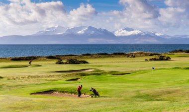 Golf oynamak için harika bir gün