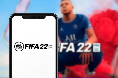 Logo smartphone: FIFA 22, EA Vancouver ve EA Romania tarafından geliştirilen bir futbol video oyunudur. PlayStation 4 için kullanılabilir. ABD, Kaliforniya 30 Ocak 2022