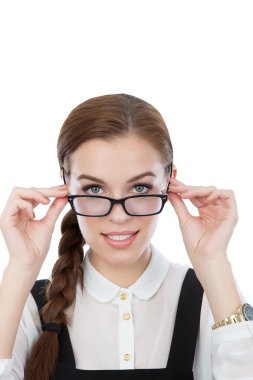 Gözlüklü tatlı kız..