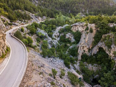 Topolje 'de Krka baharı, Grad knin