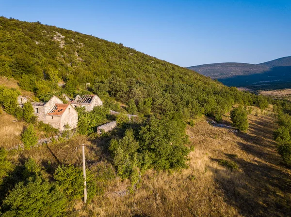 Opuštěné Domy Středním Chorvatsku — Stock fotografie