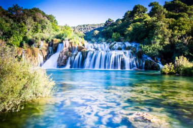 Hırvatistan 'ın güneyindeki Krka Ulusal Parkı' nda şelaleler.