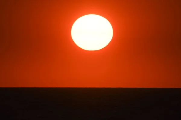 Cudowny Zachód Słońca Nad Adriatykiem Półwysep Bałkański Czarnogóra Europie — Zdjęcie stockowe