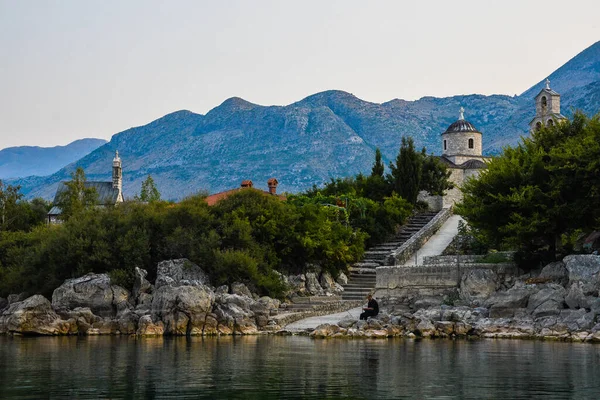 Mosteiro Ortodoxo Beska Beska Islã Lake Skadar Montenegro — Fotografia de Stock