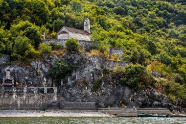 Karadağ 'ın Güzel Skadar Gölü, Balkanlar' ın en büyük gölü.