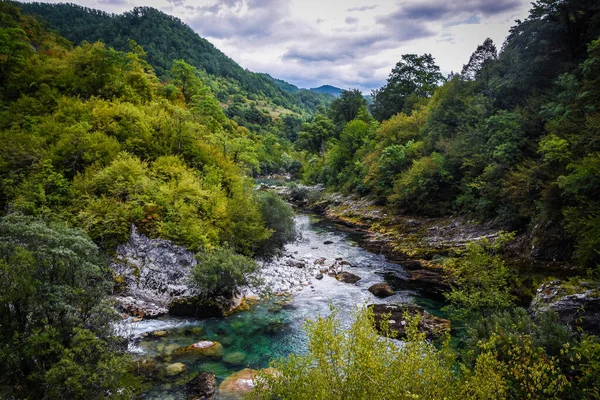 蒙太罗州美丽的Mrtvica河 — 图库照片