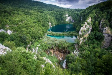 Hırvatistan ve Avrupa 'daki Plitvice Ulusal Parkı.