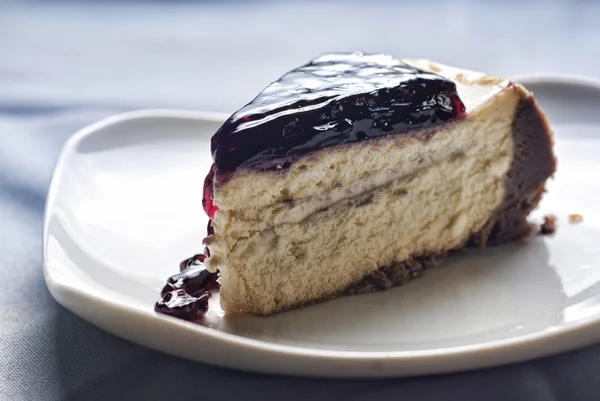 Tabakta yabanmersinli cheesecake