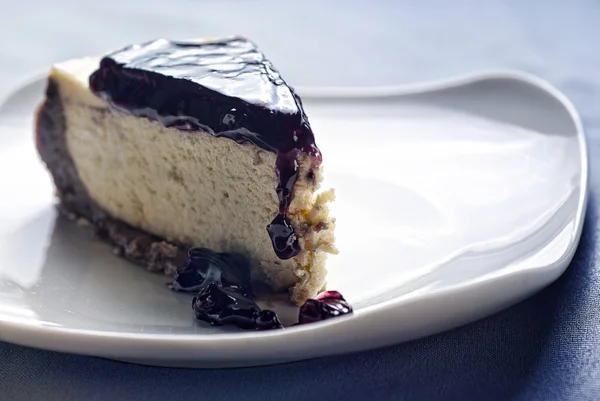 Blueberry Cheesecake on plate — Stock Photo, Image