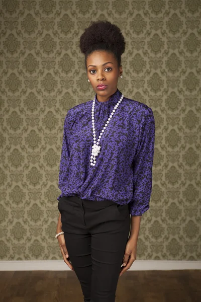 Afro-americana feminina na moda — Fotografia de Stock