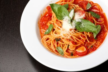 taze pişmiş tabak spagetti