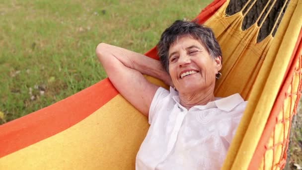 Grandma in hammock — Stock Video