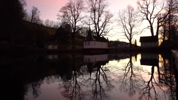 Drei Weihern, Sankt Gallen, Швейцарія - 1 січня 2022: Ponds in St.Gallen — стокове відео