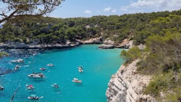 View Turquoise Sea Beautiful Bay Cala Mitjaneta Menorca Spain High — Stockvideo