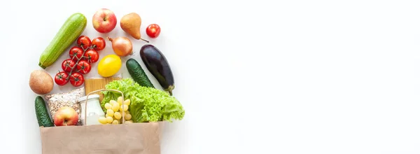 Bolso de comida con comestibles en banner blanco —  Fotos de Stock