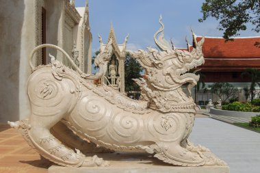 singha Tayland heykeli