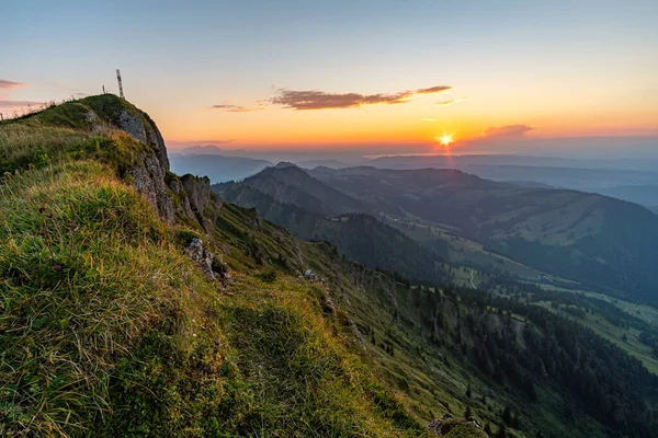 Belle Randonnée Coucher Soleil Vers Hochgrat Sur Nagelfluhkette Près Oberstaufen — Photo