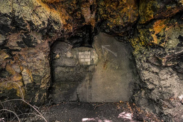 Stare Wysadzone Szczątki Bunkrów Siegfried Line Wzdłuż Granicy Podziemnych Fortów — Zdjęcie stockowe